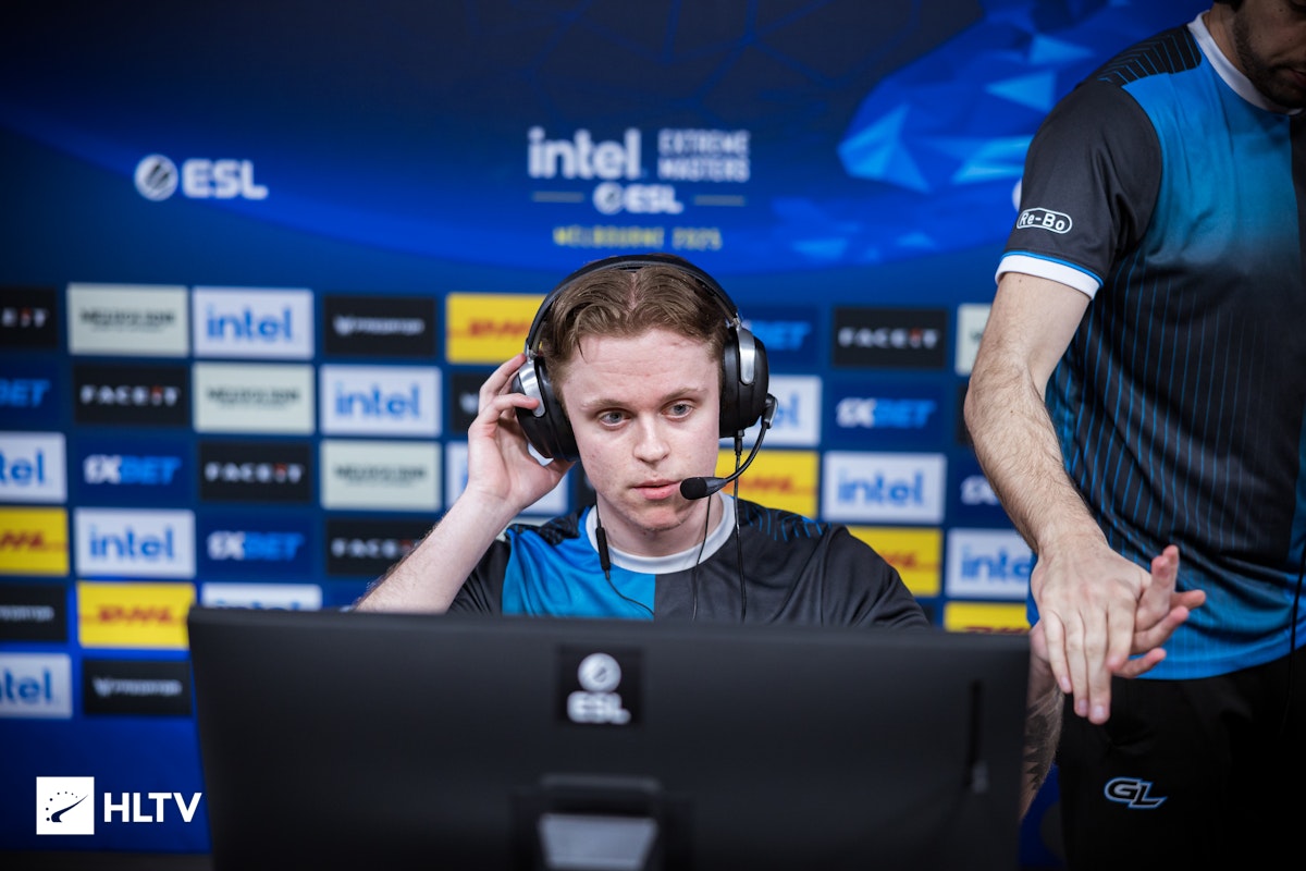 s1mple暂离NaVi战队评估职业生涯，多俱乐部转会意向引电竞圈关注